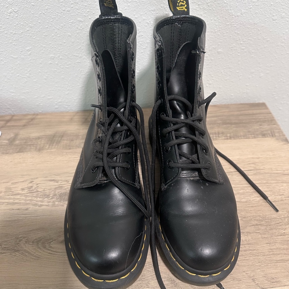 Dr. Martens 1460 Slim Leather Lace Up Boots
